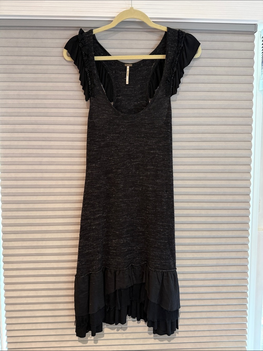 New Free People Black Ruffled Sleeve Scoop-Neck Dress - size S